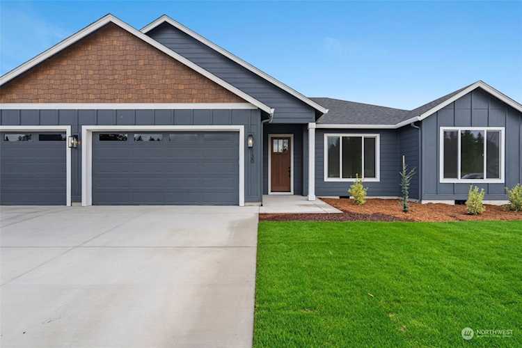 130 Amellia St Castle Rock, WA 98611