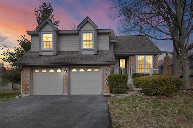 12360 W 82nd Place Lenexa, KS 66215