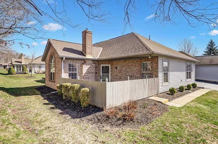 350 Villa Oaks Lane Gahanna, OH 43230