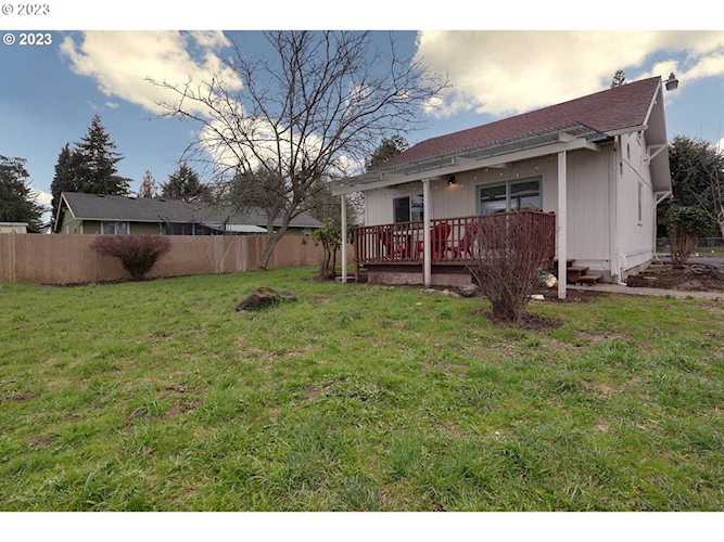 21935 SW Augusta LN Hillsboro, OR 97123
