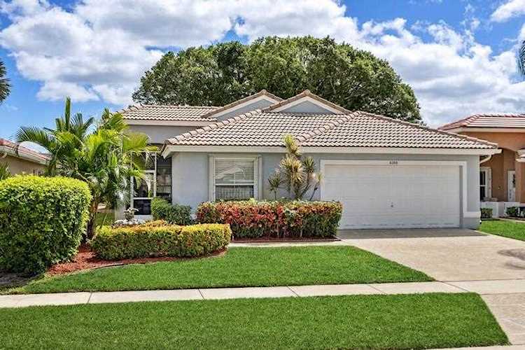 6288 Barton Creek Circle Lake Worth, FL 33463