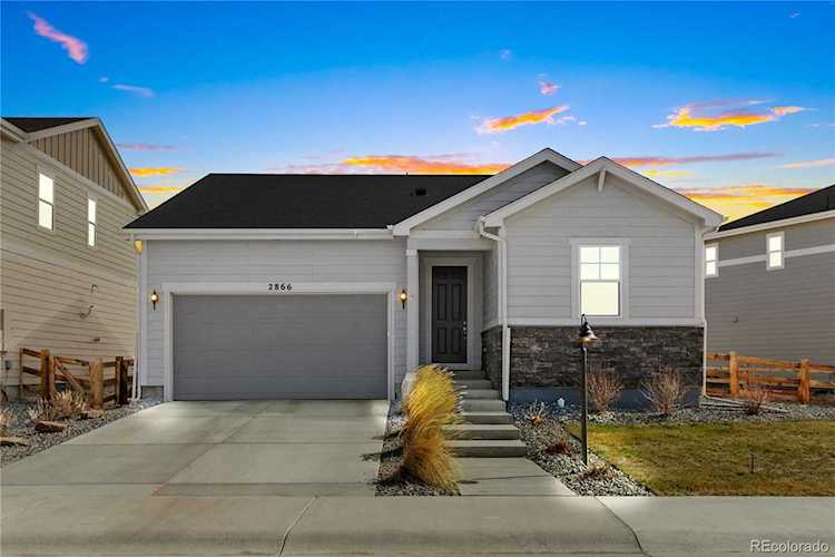 2866 Sand Beach Lake Dr Loveland, CO 80538