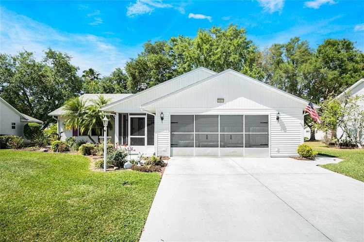 26823 Forest Hills St Leesburg, FL 34748