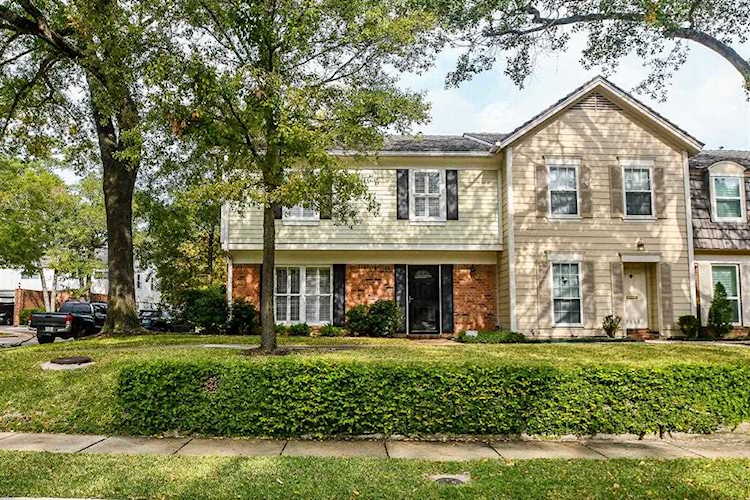 9670 Westview Dr Houston, TX 77055