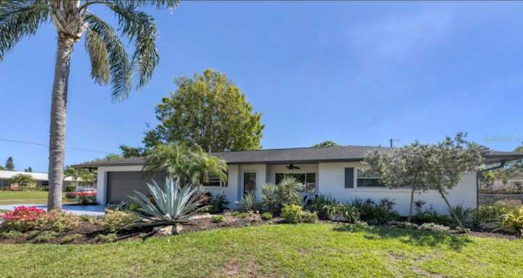 3120 Dawson St Sarasota, FL 34239