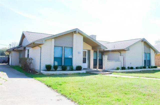3905 Felisa Place Fort Worth, TX 76133