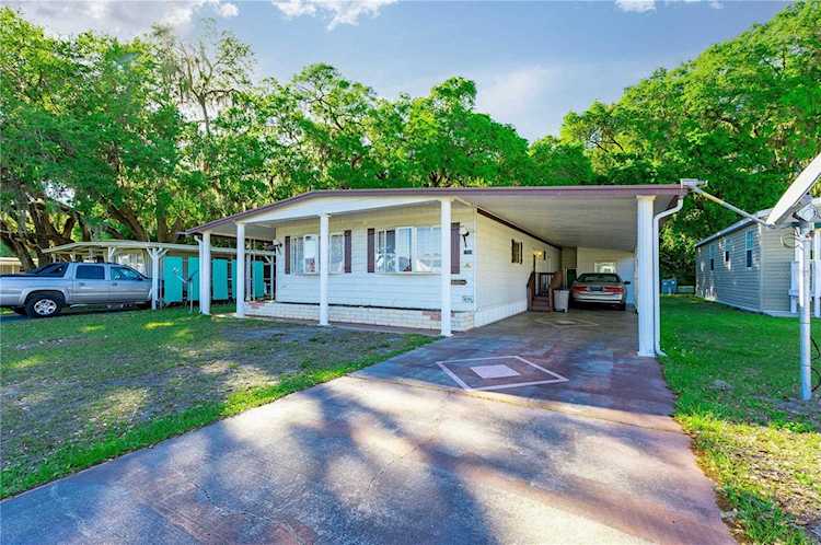 3757 Muller Dr Zephyrhills, FL 33540