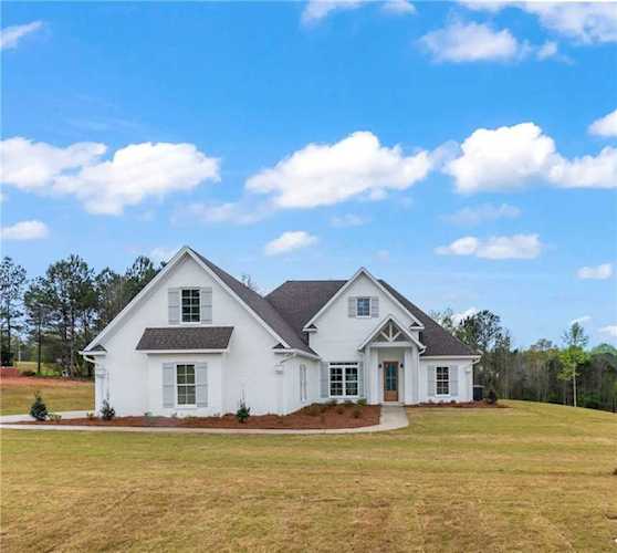 3540 Tyler Ct Opelika, AL 36801