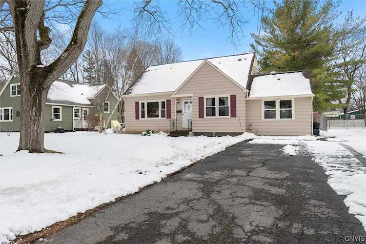 116 Edna Rd Syracuse, NY 13205