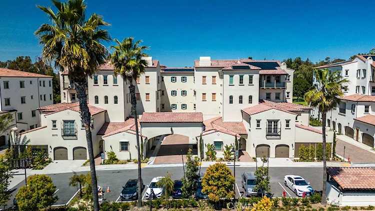 8898 Los Coyotes #300 Ct Buena Park, CA 90621