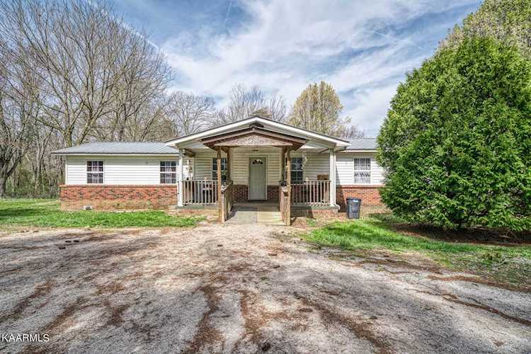 2371 Roslin Rd Jamestown, TN 38556