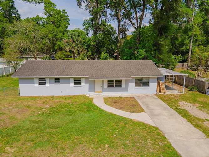1833 NE 23rd St Ocala, FL 34470