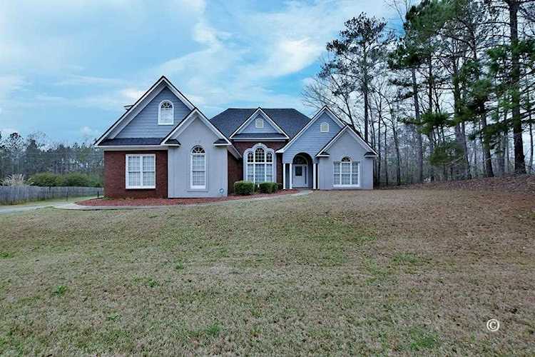 8219 Pinewood Drive Columbus, GA 31909
