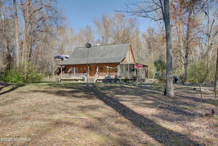 129 Meads Road Shawboro, NC 27973