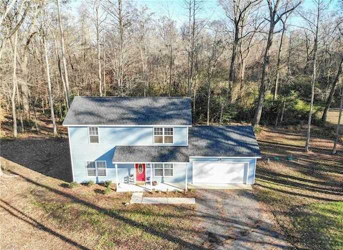 2988 White Marsh Rd Suffolk, VA 23434
