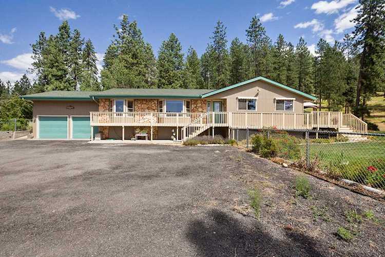 19918 N Madison Rd Mead, WA 99021