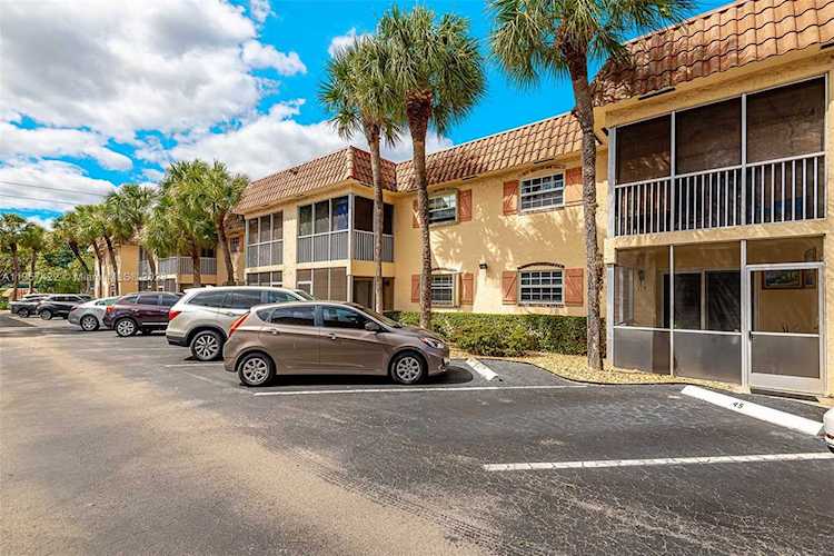 101 E Mcnab Rd #115 Pompano Beach, FL 33060