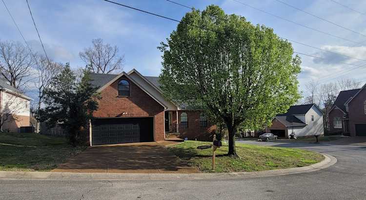 1600 Crosswind Pl Nashville, TN 37211