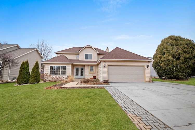 219 Barnwood Trl Mchenry, IL 60050
