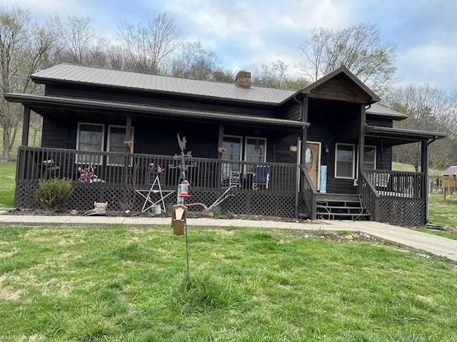 55 Thrasher Ln Crab Orchard, KY 40419