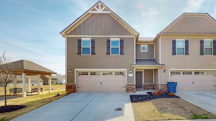 326 Longhorn Dr Smyrna, TN 37167