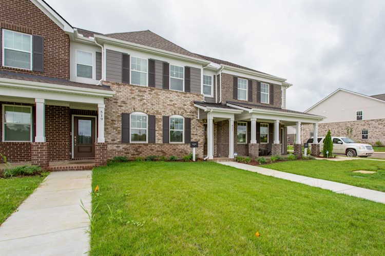 521 Swanholme Drive Murfreesboro, TN 37128