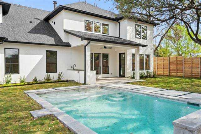 3380 Townsend Drive Dallas, TX 75229