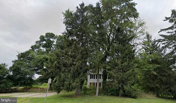 211 Cranbury Station Rd Monroe Township, NJ 08831 | MLS NJMX2004278 Photo 1