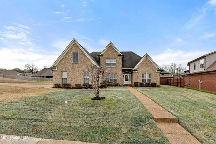 8553 S Trinity Park Dr Olive Branch, MS 38654