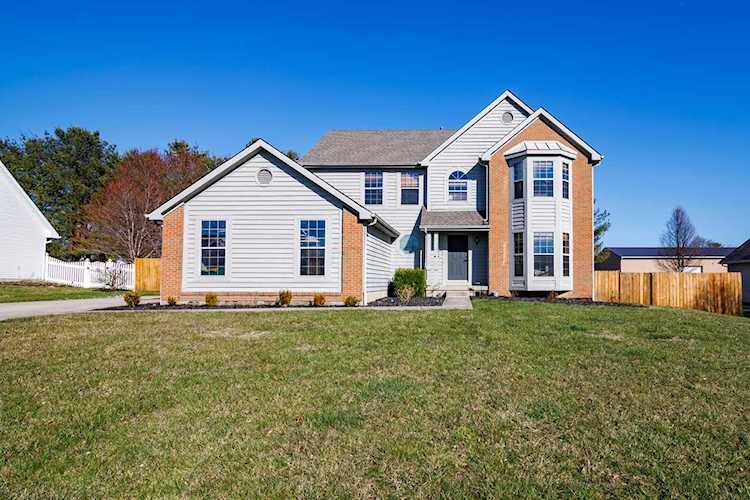 27 Bluegrass Drive Pataskala, OH 43062