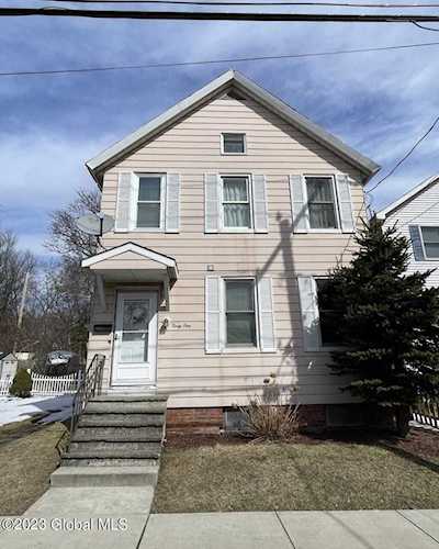 41 Sand Creek Rd Colonie, NY 12205
