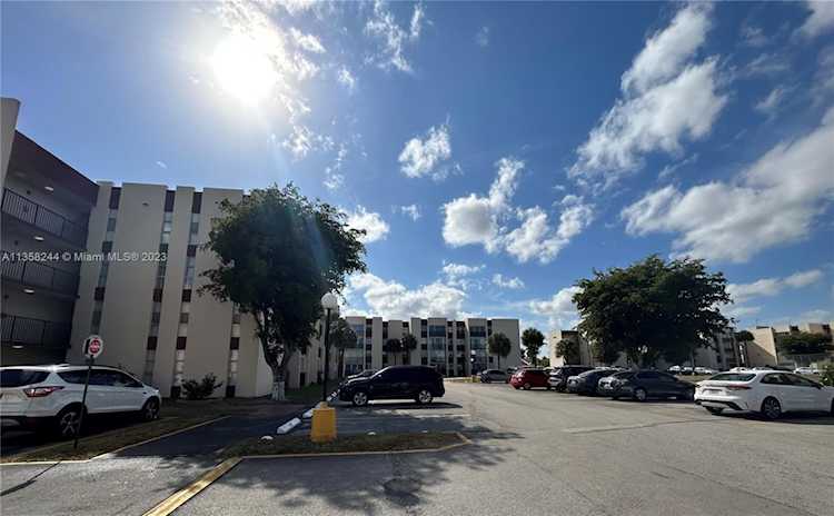 9401 SW 4th St #111 Miami, FL 33174