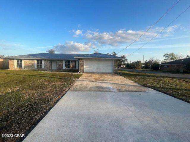 5135 Park St Panama City FL 32404 738951 Kendrick Manor home for sale This beautiful 4 bed, 2 bath brick home is located in a quiet neighborhood on a fenced in large... Photo 1