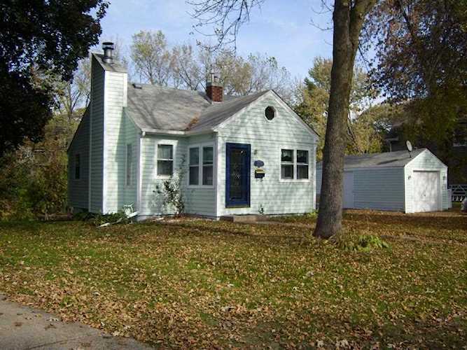 4436 Garrison Lane Edina, MN 55424