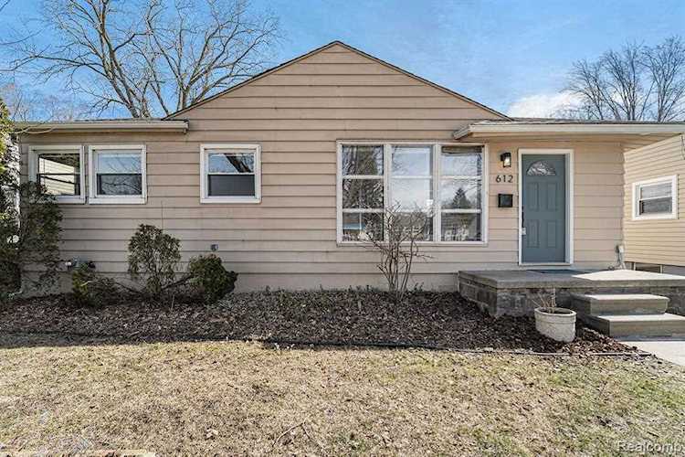 612 N Connecticut Ave Royal Oak, MI 48067 home for sale, MLS#20230016399 | Dwellings Michigan Real Estate Photo 1