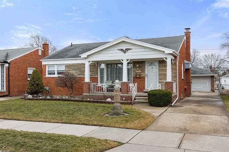 20112 Gaukler St St. Clair Shores, MI 48080 | MLS 58050103646 Photo 1