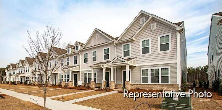 330 Surfbird Rd Summerville, SC 29486