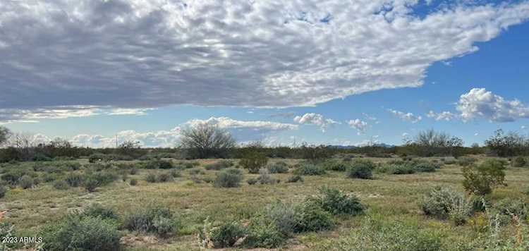 32916 N 228th Drive #- Wittmann, AZ 85361