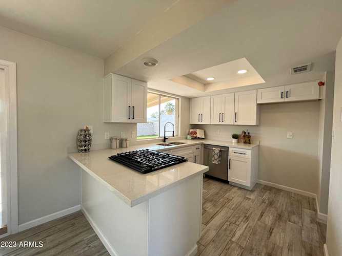 8540 N 32nd Drive Phoenix, AZ 85051