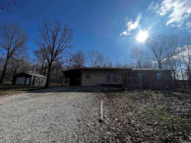 64 Alma Dr Highland, AR 72542