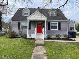 8013 Crescent Rd Norfolk, VA 23505 home for sale, MLS#10478715 - Crescas Real Estate Photo 1