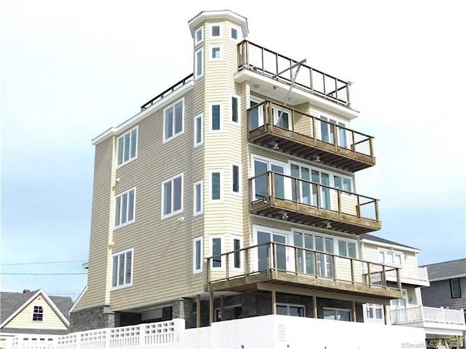 4 Lawrence Court Milford, CT 06460