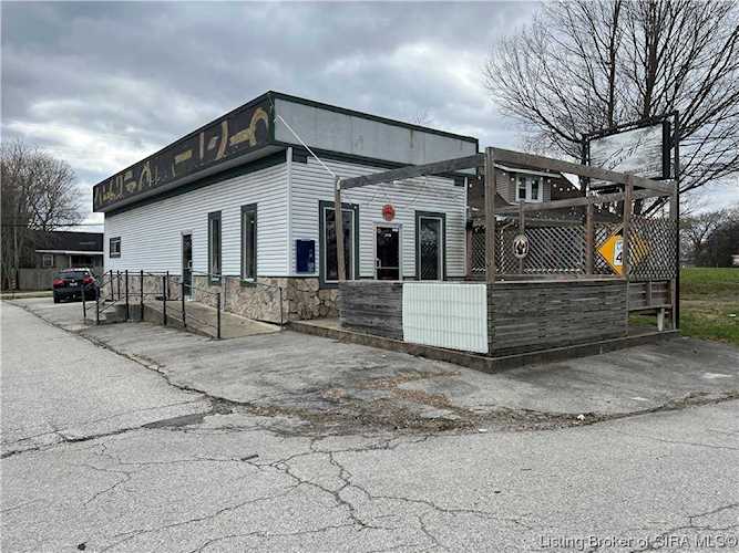 7121 Hwy 150 Floyds Knobs, IN 47119