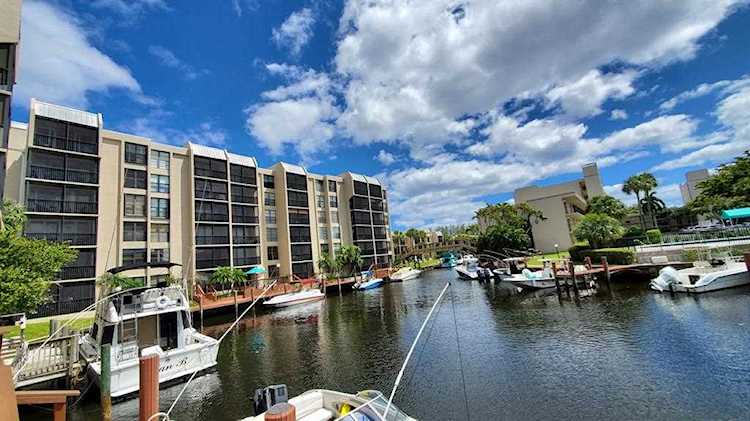 3 Royal Palm Way #602 Boca Raton, FL 33432