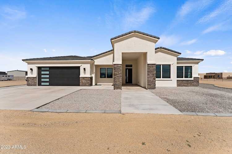30014 N 209th Wittmann, AZ 85361