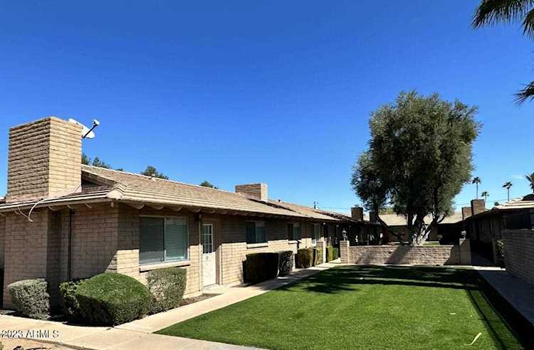 2725 S Rural Road #15 Tempe, AZ 85282