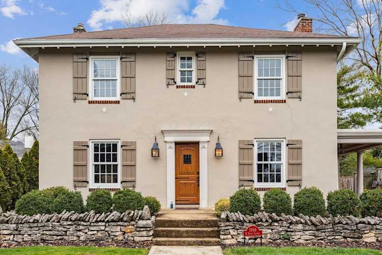 1966 W 5th Avenue Upper Arlington, OH 43212