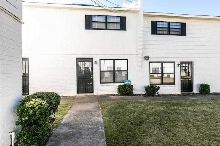 690 Hobbs Dr Memphis, TN 38111