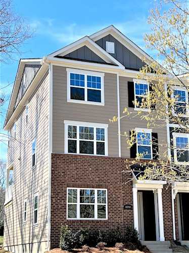 16701 Summers Walk Blvd Davidson NC 28036 | MLS #3935280 | Hendrix Properties Photo 1