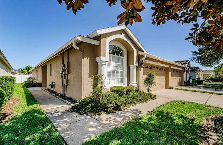 19333 Weymouth Dr Land O Lakes, FL 34638
